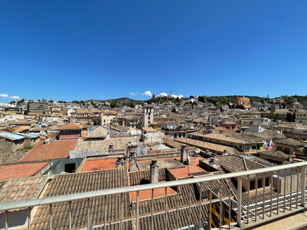 Atico Espectacular En Pleno Centro Apartman Granada Kültér fotó