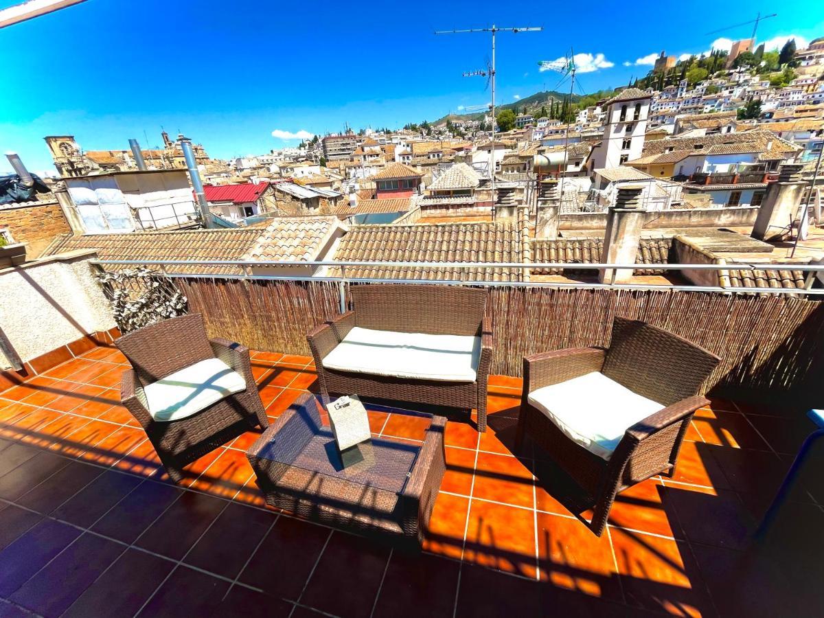 Atico Espectacular En Pleno Centro Apartman Granada Kültér fotó